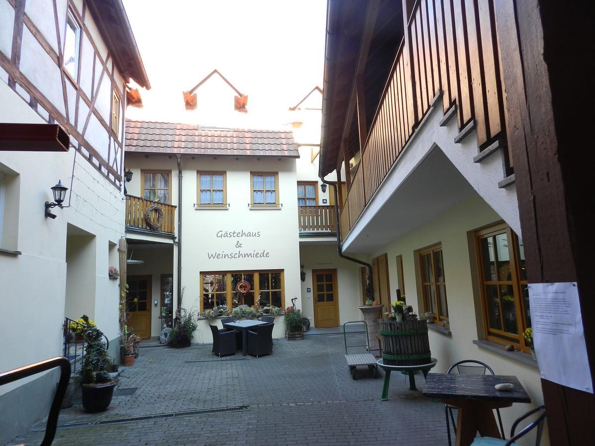 Gaestehaus Am Westtor Hotel Prichsenstadt Exterior photo